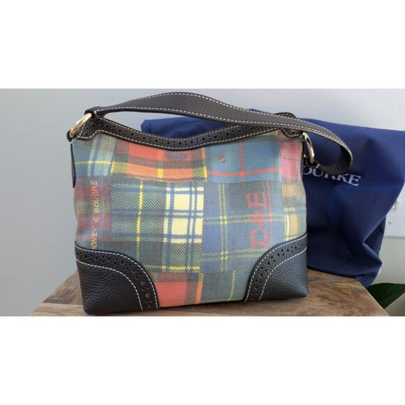 Dooney and Bourke plaid handbag with additional wristlet and pouch - Picture 4 of 16